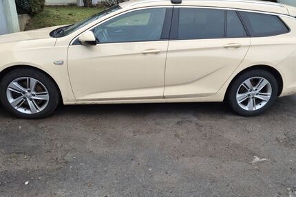 Opel Insignia 255.000 km 8.000 &euro; Paderborn 33102