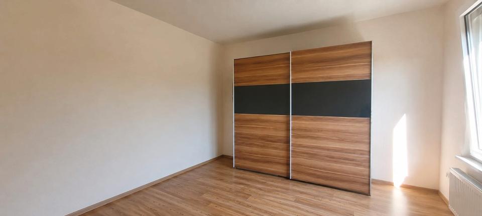 Einfamilienhaus Bad Lippspringe - 4 Zimmer, 95 m&sup2;, 900&euro; | Angebot:27615773