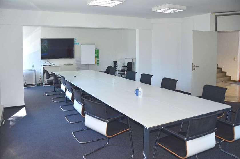 Büro in Paderborn 3.100 € 360 m²