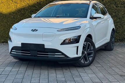 Hyundai KONA 23.000 km 18.200 &euro; Bad Lippspringe 33175