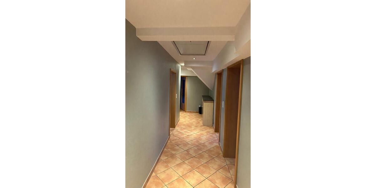 Dachgeschoßwohnung Willebadessen - 1 Zimmer, 85 m&sup2;, 650&euro; | Angebot:26040261