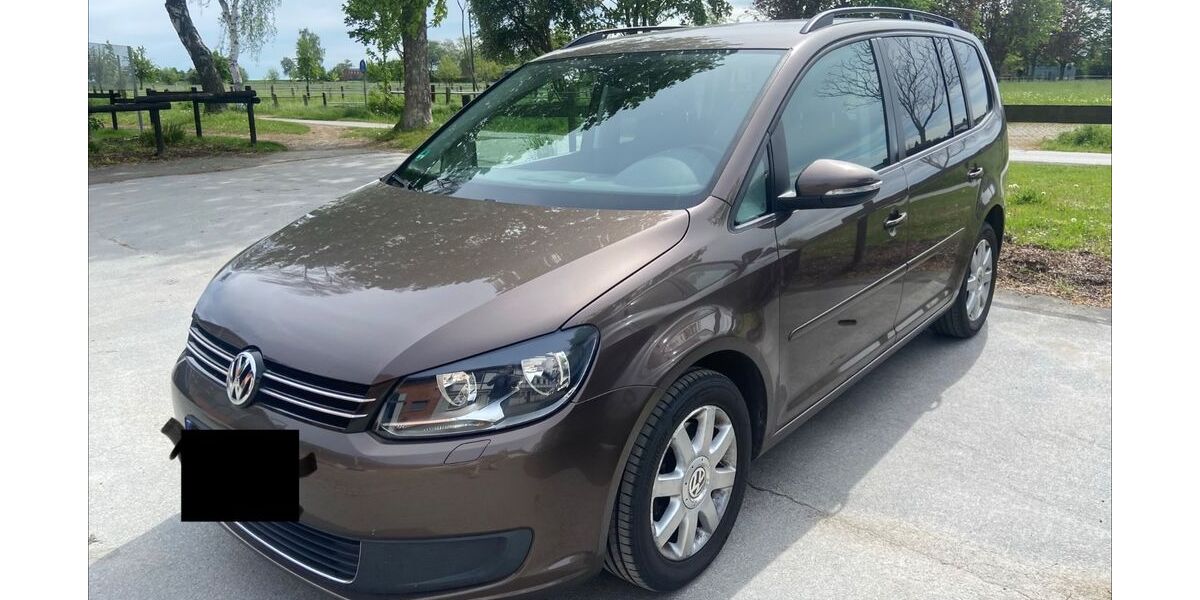 VW Touran 126.000 km 7.999 &euro; Lippstadt 59556