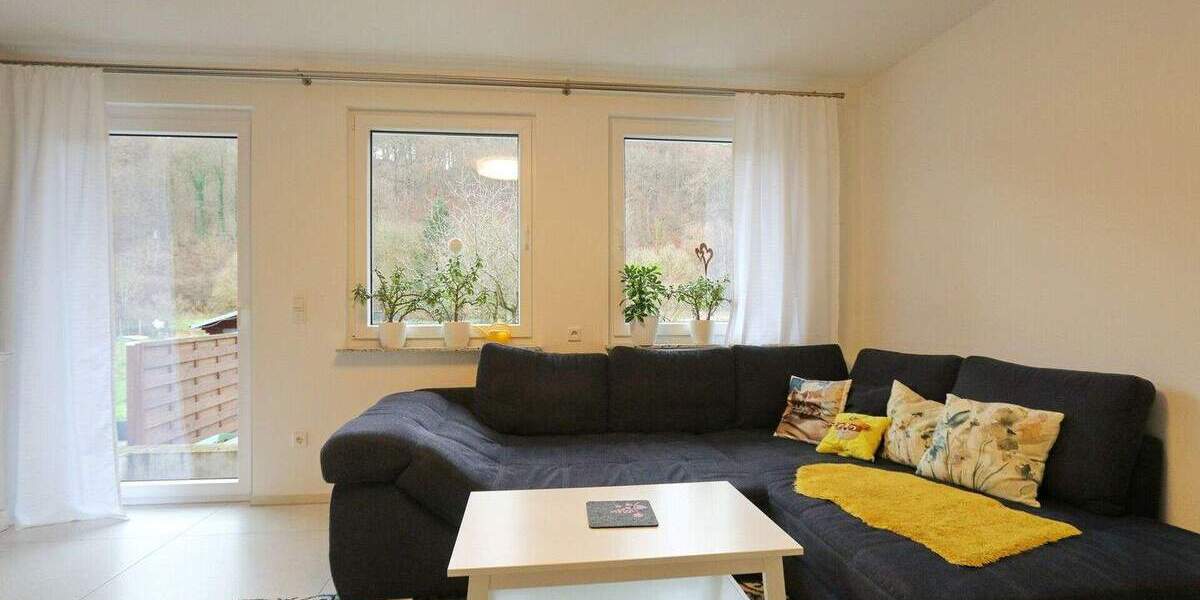 Reihenmittelhaus Marsberg / Niedermarsberg Niedermarsberg - 4 Zimmer, 80 m&sup2;, 160.000&euro; | Angebot:25701939