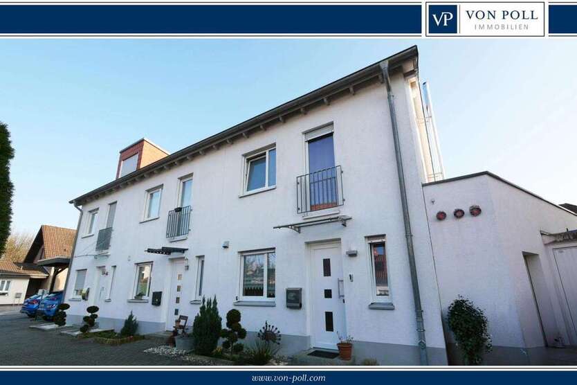 Haus zum Kaufen in Paderborn Schloß Neuhaus 349.000 € 108 m²