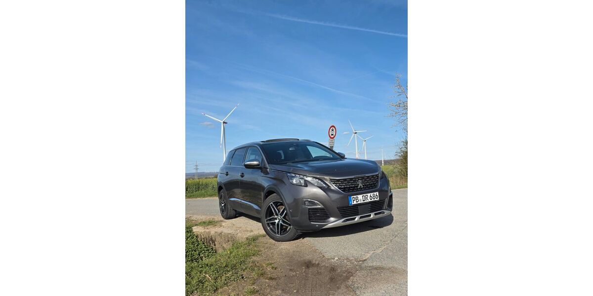 Peugeot 5008 198.000 km 15.999 &euro; Paderborn 33100