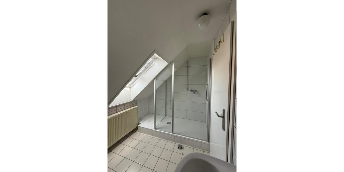 Dachgeschoßwohnung Augustdorf - 2 Zimmer, 62 m&sup2;, 650&euro; | Angebot:26049819