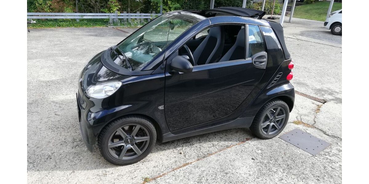 Smart ForTwo 84.300 km 4.950 € Paderborn 33102