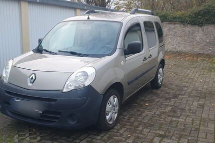 Renault Kangoo 164.000 km 4.800 &euro; Detmold 32756