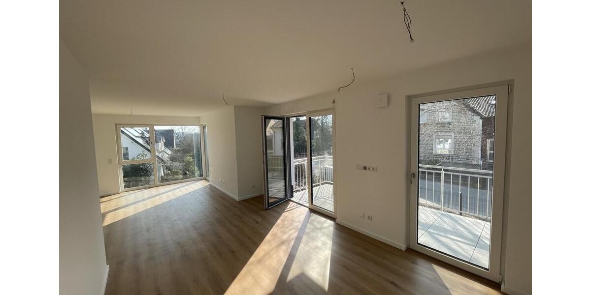 Etagenwohnung Detmold Hiddesen - 3 Zimmer, 89 m&sup2;, 1.300&euro; | Angebot:26660211