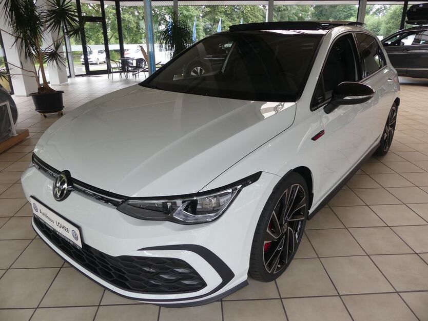 VW Golf 10.436 km 33.920 € Steinheim 32839