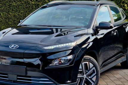 Hyundai KONA 17.000 km 18.850 &euro; Bad Lippspringe 33175