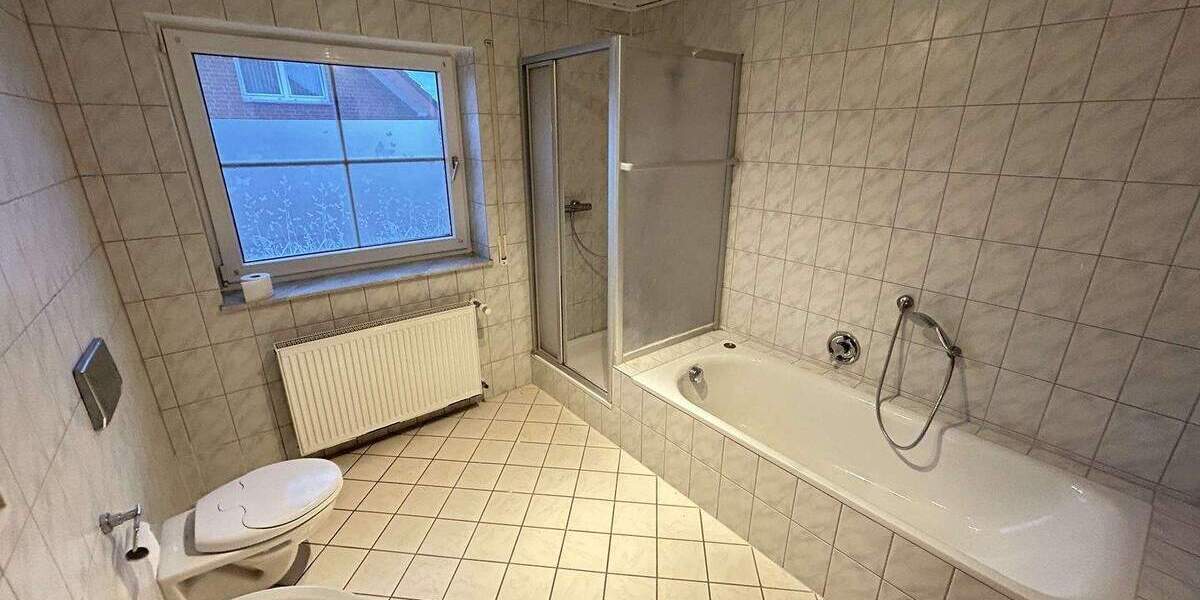 Mehrfamilienhaus, Wohnhaus Marsberg-Essentho Essentho - 1 Zimmer, 418 m&sup2;, 385.000&euro; | Angebot:25673395