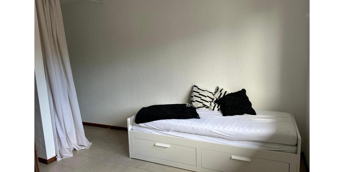 Etagenwohnung Paderborn Univiertel - 1 Zimmer, 22 m&sup2;, 219&euro; | Angebot:26456144