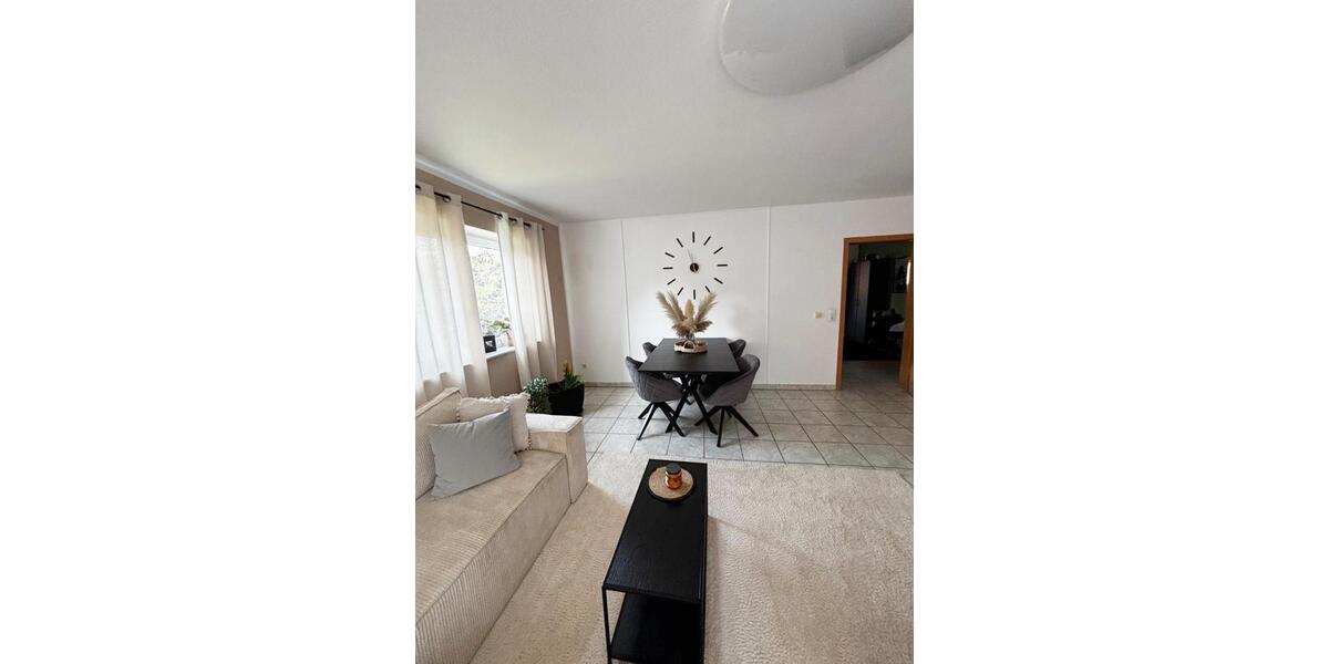 Etagenwohnung Hövelhof - 3 Zimmer, 78 m&sup2;, 950&euro; | Angebot:25444564