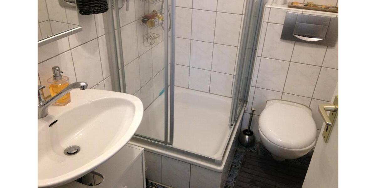 Dachgeschoßwohnung Paderborn Neuenbeken - 1 Zimmer, 25 m&sup2;, 402&euro; | Angebot:26420316