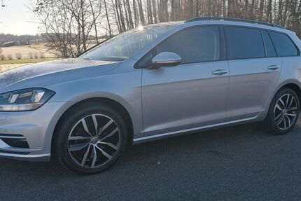 VW Golf 157.000 km 14.400 &euro; Steinheim 32839