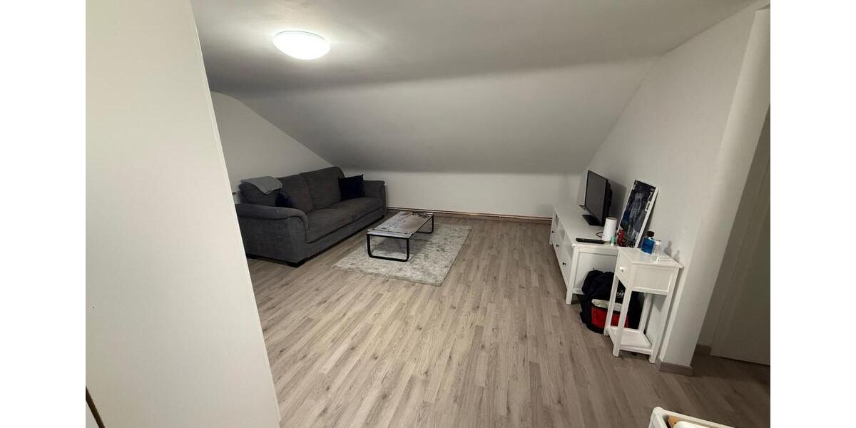 Dachgeschoßwohnung Horn-Bad Meinberg Bad Meinberg - 2 Zimmer, 40 m&sup2;, 380&euro; | Angebot:26337249