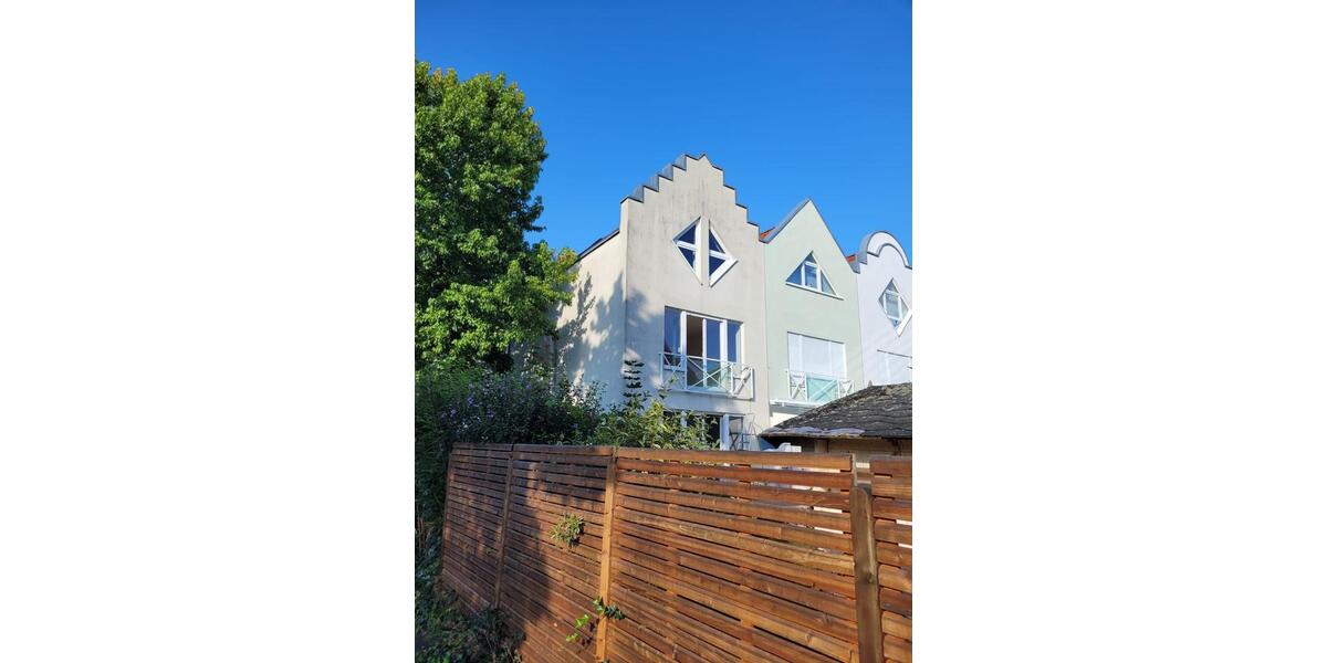 Reihenhaus Paderborn - 4 Zimmer, 107 m&sup2;, 430.000&euro; | Angebot:27618006