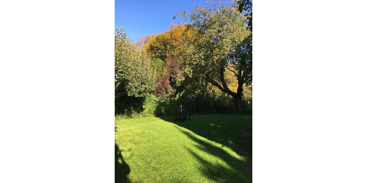 Einfamilienhaus Paderborn Neuenbeken - 10 Zimmer, 220 m&sup2;, 625.000&euro; | Angebot:26355229