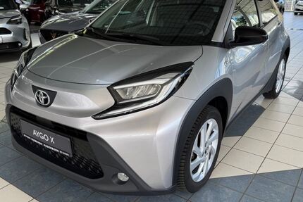 Toyota Aygo (X) 40.000 km 13.990 &euro; Paderborn 33104