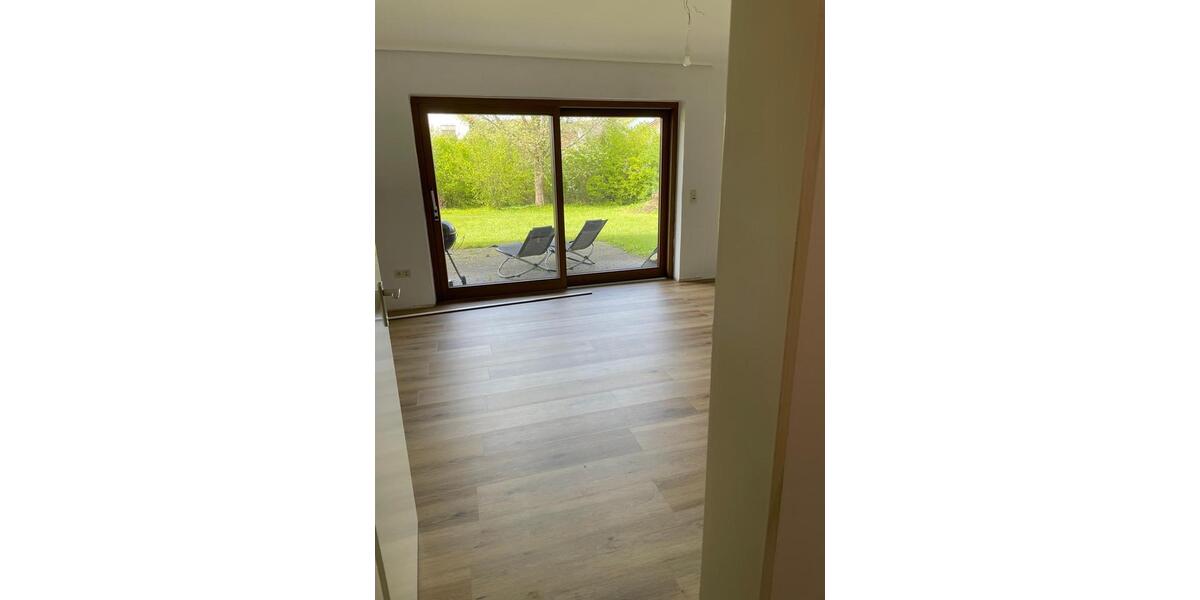 Erdgeschoßwohnung Brakel - 6 Zimmer, 150 m&sup2;, 1.425&euro; | Angebot:25922807