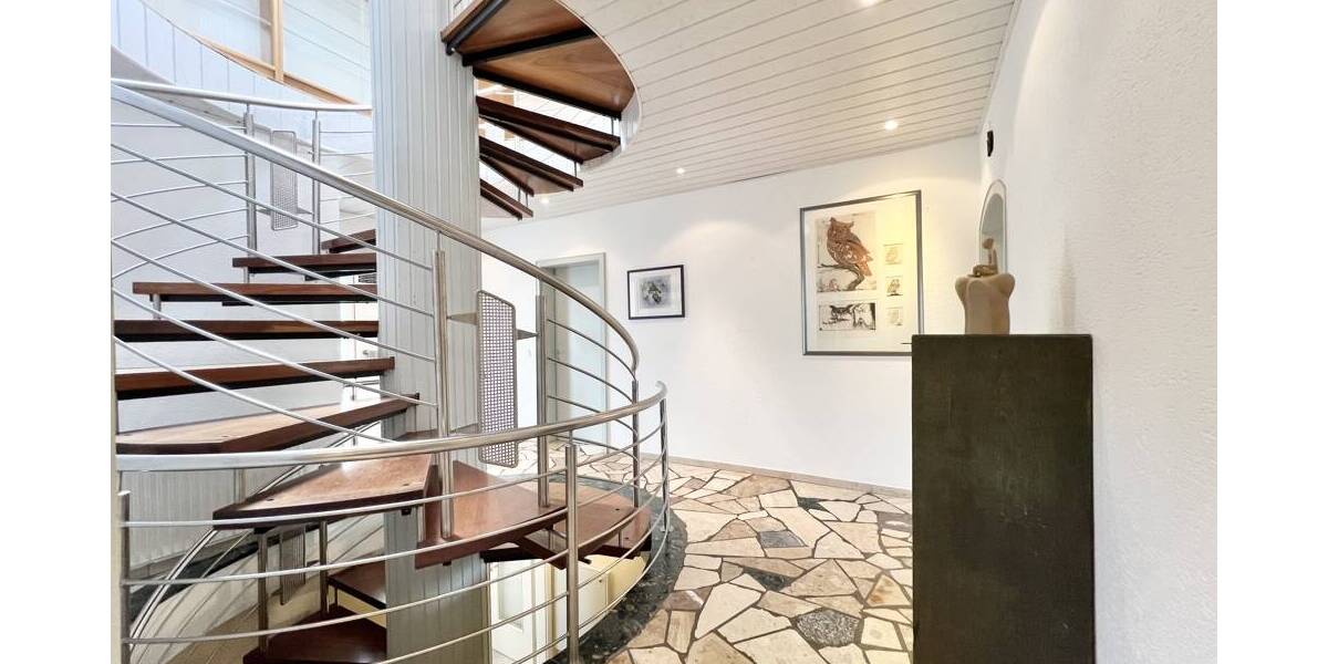 Einfamilienhaus Detmold Diestelbruch - 6 Zimmer, 219 m&sup2;, 525.000&euro; | Angebot:26081142