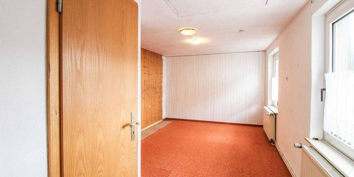 Einfamilienhaus Oerlinghausen - 8 Zimmer, 196 m&sup2;, 349.000&euro; | Angebot:26188984