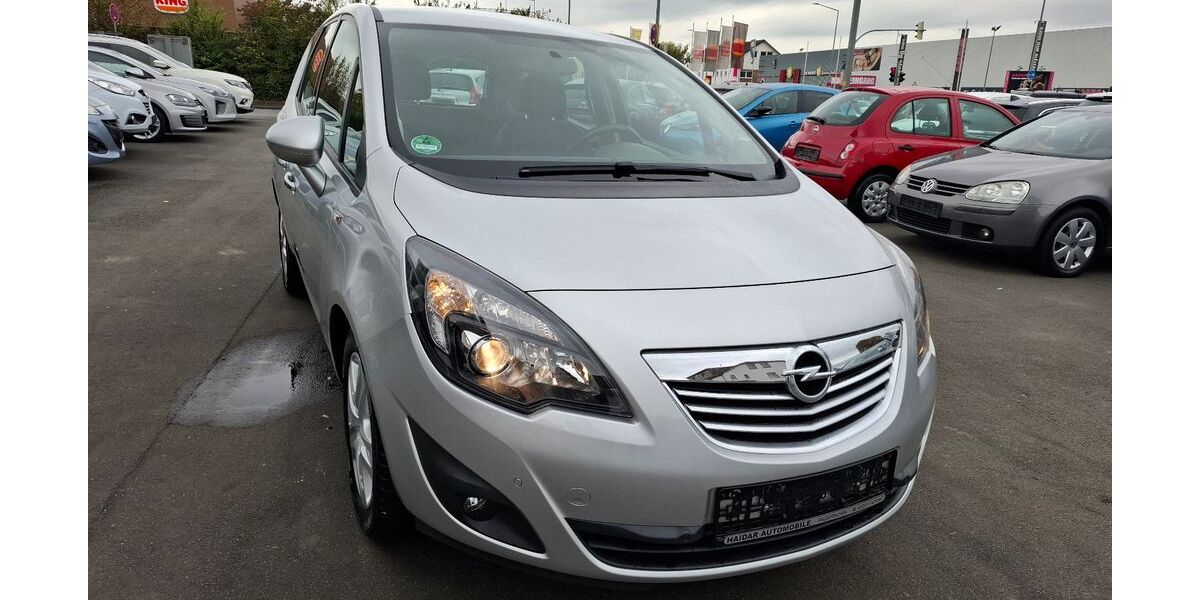 Opel Meriva 110.000 km 4.999 € Paderborn 33100