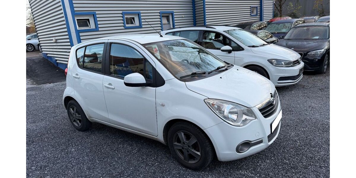 Opel Agila 149.000 km 2.666 € Detmold 32758