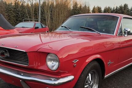 Ford Mustang 69.157 km 33.500 &euro; Paderborn 33104