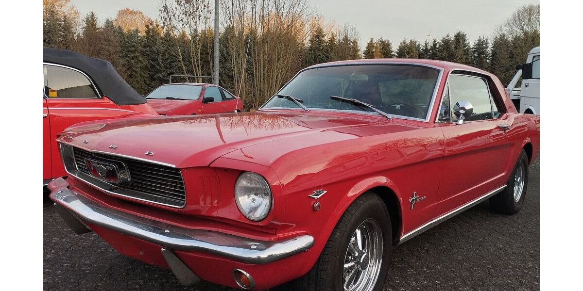 Ford Mustang 69.157 km 33.500 &euro; Paderborn 33104