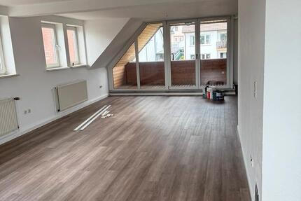 5-Zimmer Maisonettenwohnung mit Balkon in Bad Driburg 5 zimmer