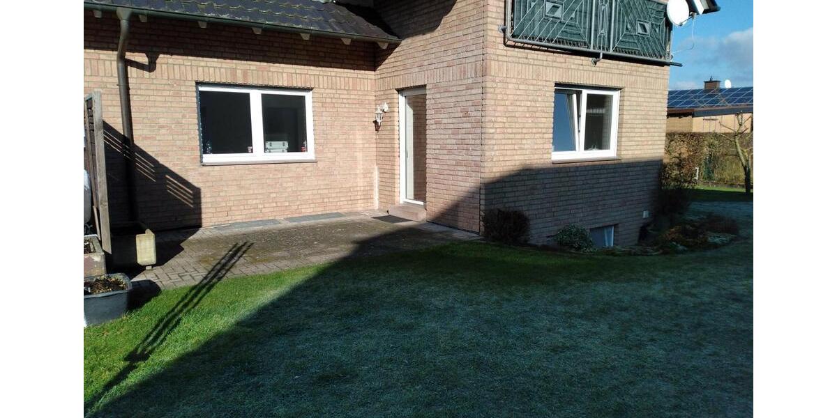 Etagenwohnung Brakel - 1.5 Zimmer, 45 m&sup2;, 275&euro; | Angebot:25148806