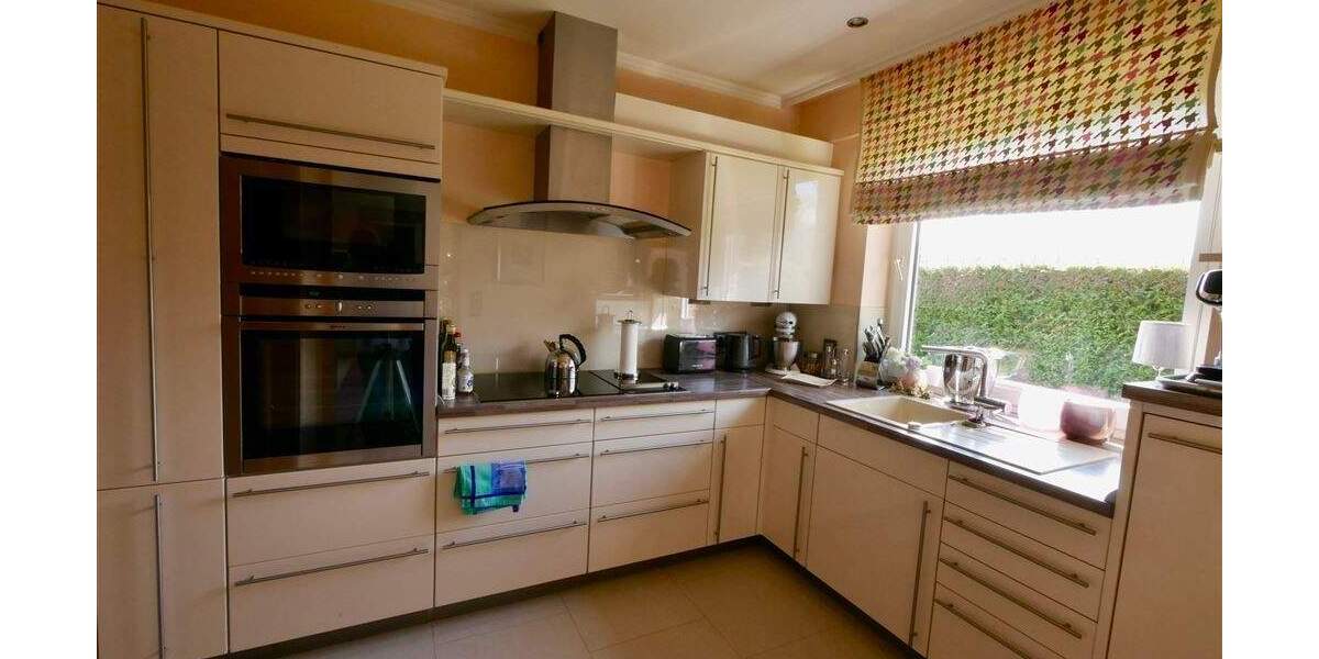 Mehrfamilienhaus, Wohnhaus Bad Lippspringe - 5 Zimmer, 180 m&sup2;, 752.000&euro; | Angebot:25682064