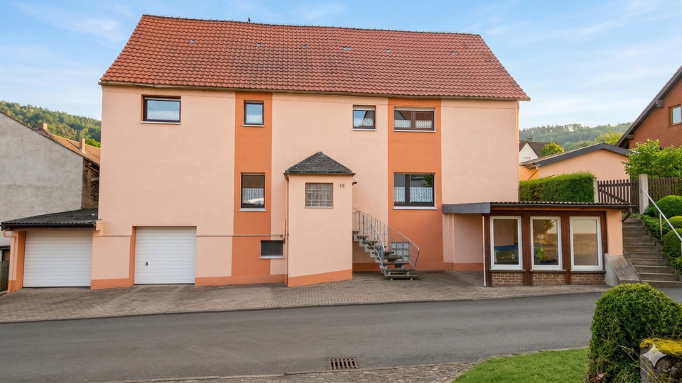 Mehrfamilienhaus, Wohnhaus Marsberg - 12 Zimmer, 280 m&sup2;, 175.000&euro; | Angebot:25824441