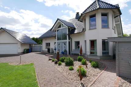 Haus zum Kaufen in Willebadessen 429.000 € 245.79 m² 6 zimmer