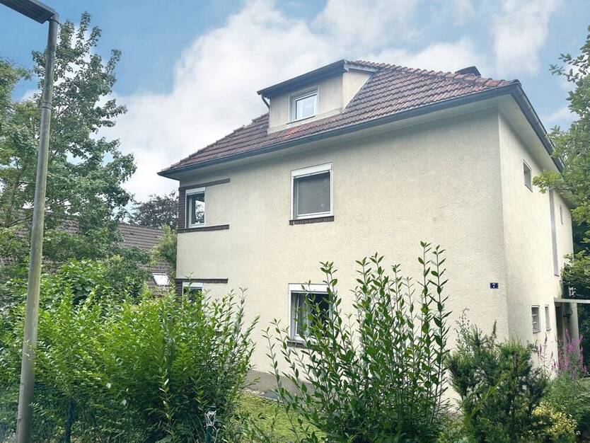Charmante Erdgeschosswohnung mit kleinem Wintergarten und eigenem Gartenteil 3 zimmer