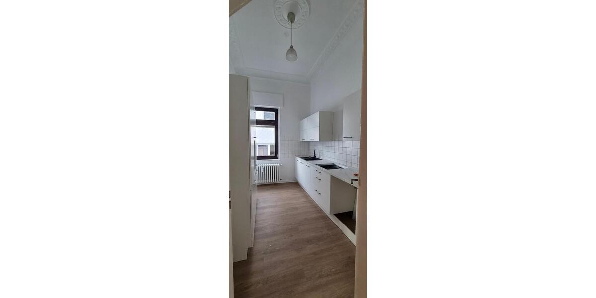 Etagenwohnung Lippstadt - 5 Zimmer, 154 m&sup2;, 1.375&euro; | Angebot:27600520