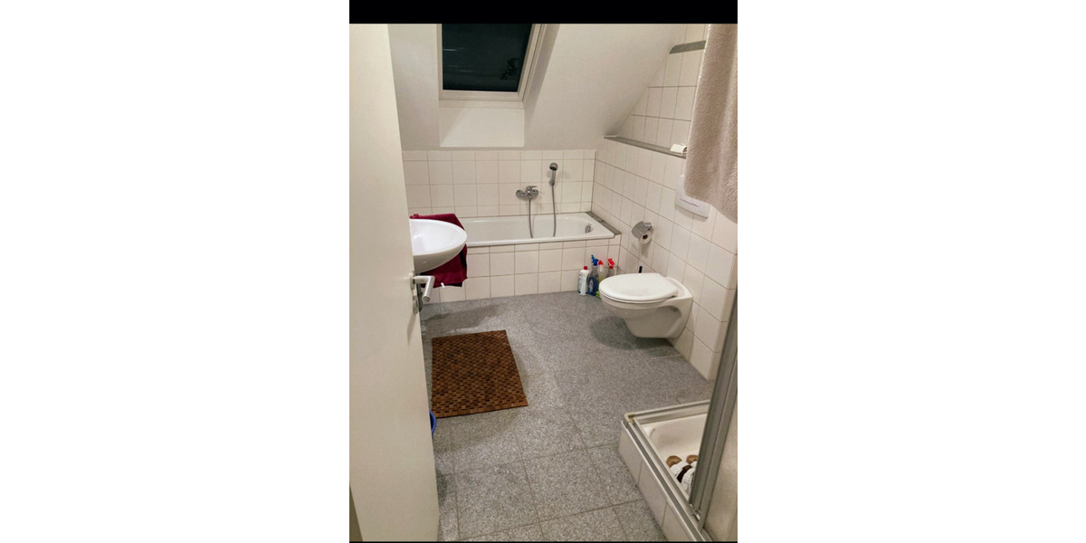 Dachgeschoßwohnung Steinheim - 3 Zimmer, 78 m&sup2;, 730&euro; | Angebot:25714476