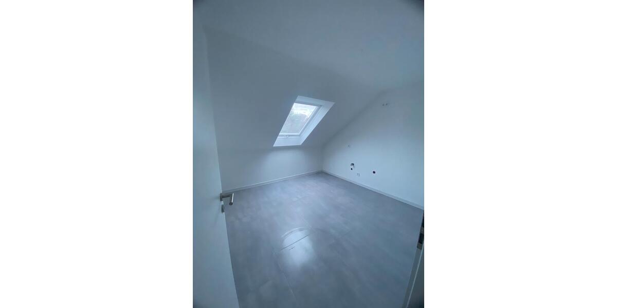 Wohnung 4Z, direkt Anfang Büren-Weine 4 zimmer