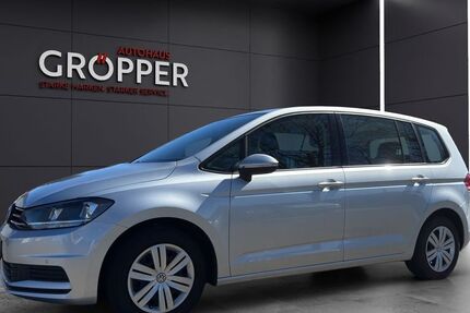 VW Touran 86.900 km 16.690 &euro; Paderborn 33104