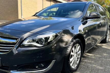 Opel Insignia 74.000 km 6.999 € Paderborn 33100