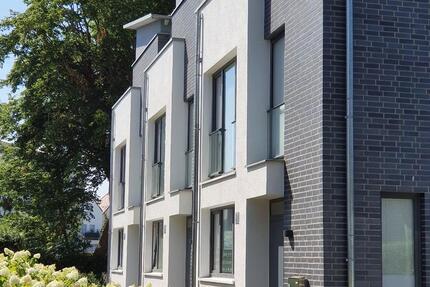 Haus Lippstadt - 3 Zimmer, 100 m&sup2;, 1.350&euro; | Angebot:26055921