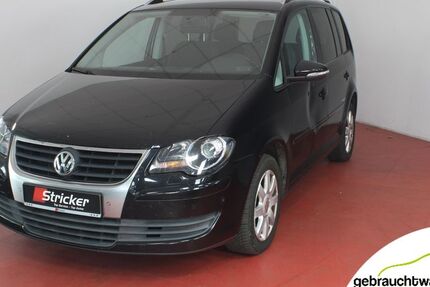 VW Touran 171.723 km 4.949 &euro; Horn Bad Meinberg 32805