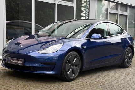 Tesla Model 3 64.832 km 26.490 &euro; Paderborn 33100