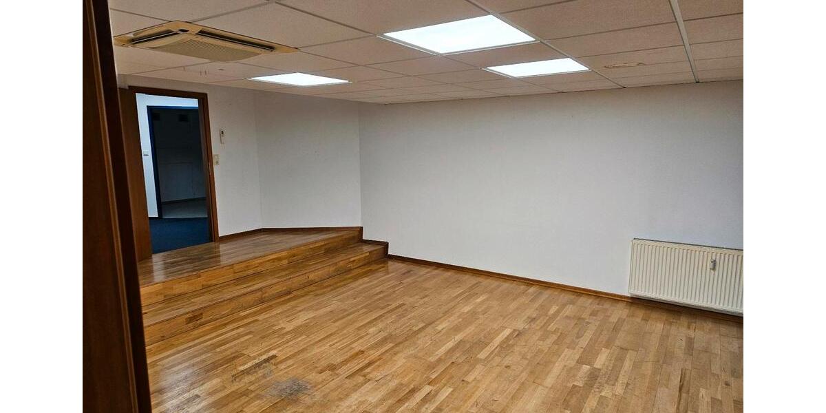 Bürofläche in Salzkotten zu vermieten zimmer