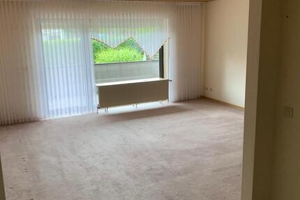 2 Zimmer Küche Bad Balkon Garage Keller in Hiddesen 2 zimmer