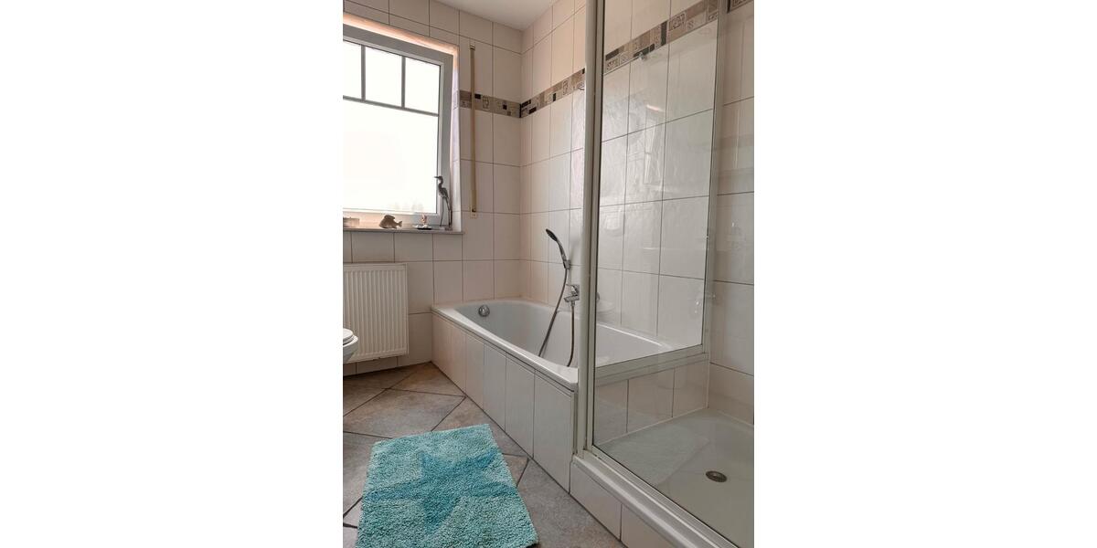 Etagenwohnung Paderborn - 2 Zimmer, 75 m&sup2;, 1.150&euro; | Angebot:26586397