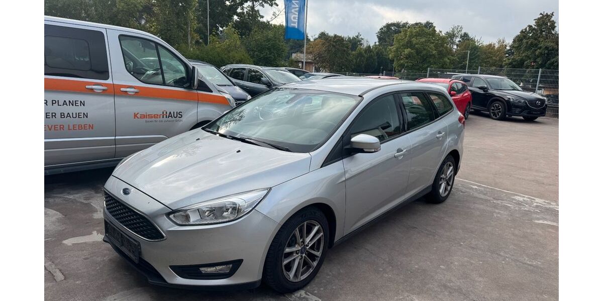 Ford Focus 170.000 km 3.550 &euro; Detmold 32758