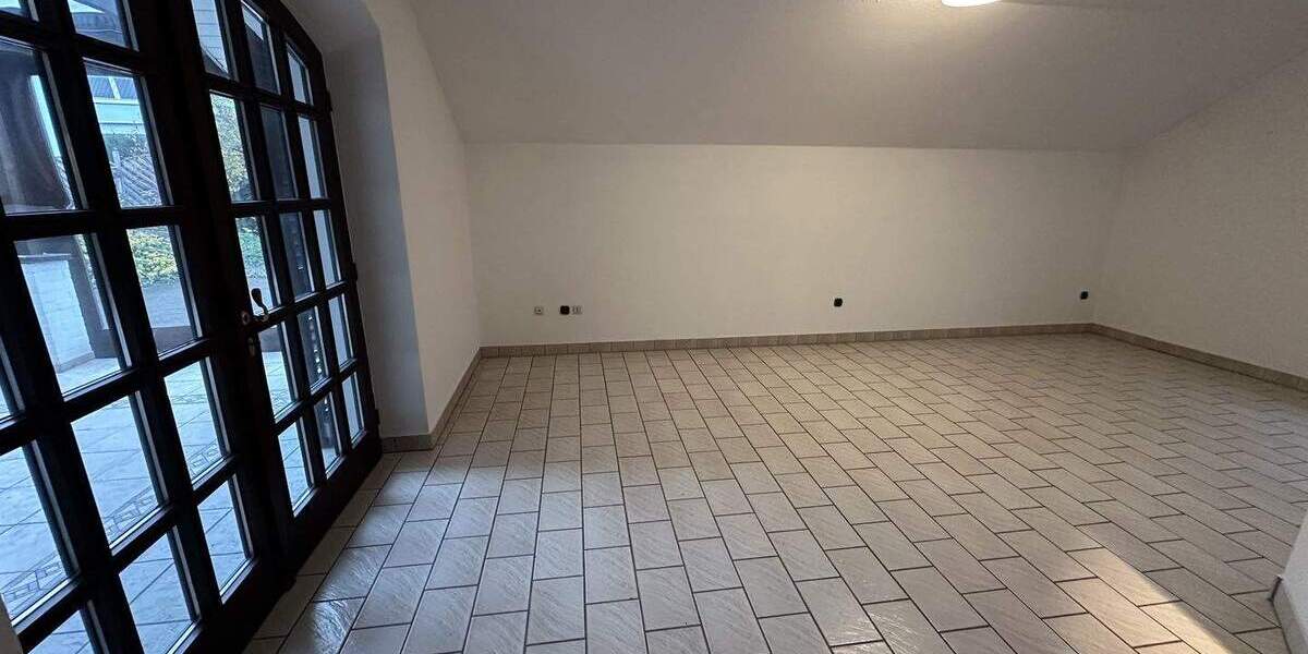 Einfamilienhaus Steinheim - 6 Zimmer, 262 m&sup2;, 299.000&euro; | Angebot:25821934